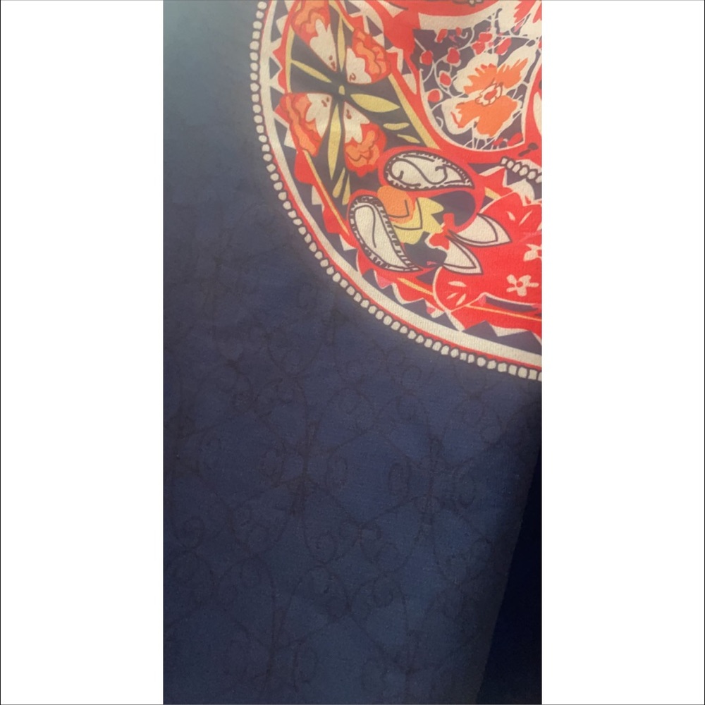 Groovy Tank Top - Picture 3 of 3